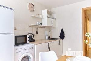 1-к квартира, посуточно, 42м2, 1/1 этаж