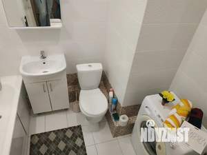Студия квартира, посуточно, 35м2, 11/25 этаж