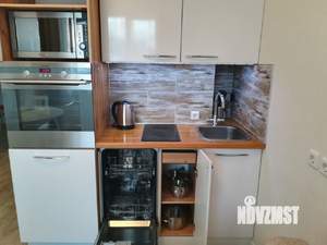 1-к квартира, посуточно, 44м2, 8/32 этаж
