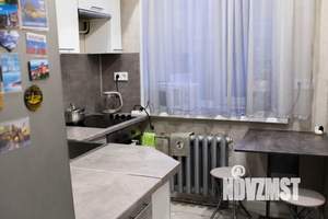 1-к квартира, посуточно, 28м2, 1/2 этаж