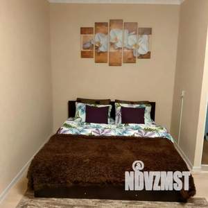 1-к квартира, посуточно, 38м2, 4/9 этаж