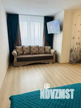 1-к квартира, посуточно, 34м2, 14/25 этаж