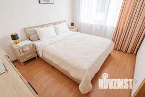 1-к квартира, посуточно, 38м2, 7/10 этаж
