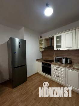 2-к квартира, посуточно, 60м2, 13/18 этаж
