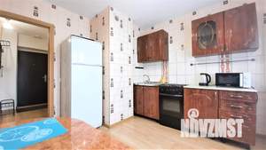 1-к квартира, посуточно, 38м2, 7/19 этаж