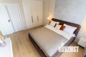 1-к квартира, посуточно, 45м2, 19/35 этаж