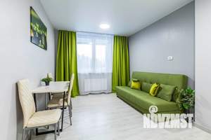 Студия квартира, посуточно, 35м2, 1/23 этаж