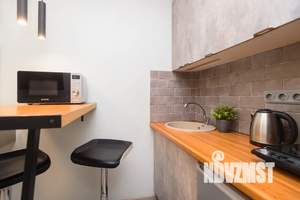 Студия квартира, посуточно, 15м2, 1/5 этаж