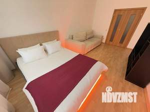 1-к квартира, посуточно, 38м2, 1/1 этаж