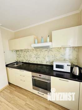 Студия квартира, посуточно, 40м2, 9/20 этаж