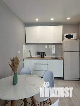 Студия квартира, посуточно, 35м2, 4/12 этаж