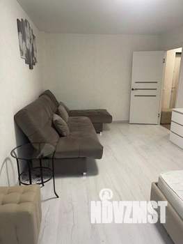 1-к квартира, посуточно, 37м2, 1/1 этаж