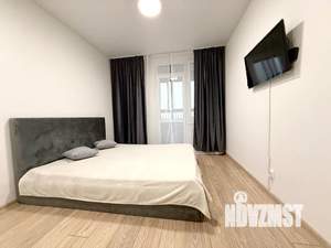 Студия квартира, посуточно, 30м2, 13/25 этаж