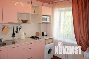 1-к квартира, посуточно, 33м2, 4/5 этаж