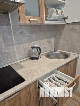 Студия квартира, посуточно, 40м2, 12/22 этаж