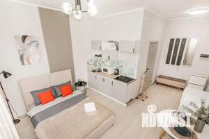 Студия квартира, посуточно, 23м2, 1/18 этаж