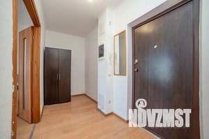 1-к квартира, посуточно, 38м2, 13/18 этаж