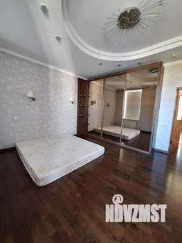 3-к квартира, на длительный срок, 106м2, 5/5 этаж
