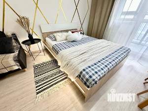 Студия квартира, посуточно, 29м2, 6/25 этаж