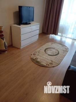 Студия квартира, на длительный срок, 34м2, 7/32 этаж