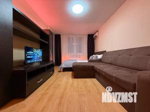 1-к квартира, посуточно, 41м2, 7/18 этаж