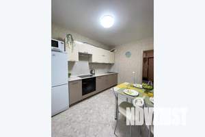 1-к квартира, посуточно, 34м2, 6/9 этаж