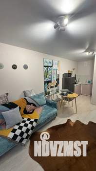 2-к квартира, посуточно, 40м2, 3/32 этаж