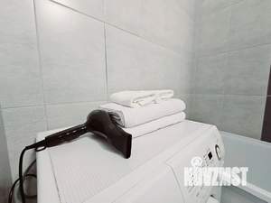 1-к квартира, посуточно, 35м2, 8/16 этаж