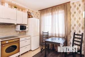 Студия квартира, посуточно, 37м2, 11/21 этаж