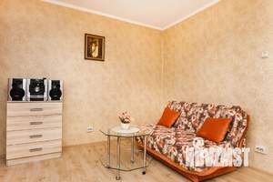 1-к квартира, посуточно, 40м2, 9/16 этаж