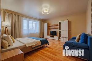 1-к квартира, посуточно, 40м2, 9/16 этаж