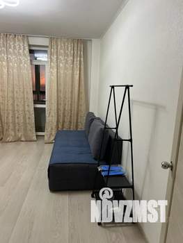 Студия квартира, посуточно, 36м2, 18/25 этаж