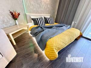 1-к квартира, посуточно, 40м2, 17/25 этаж