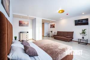 1-к квартира, посуточно, 40м2, 1/1 этаж