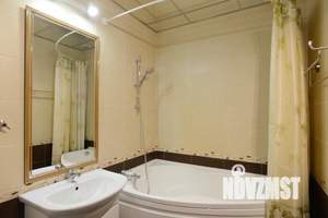 1-к квартира, посуточно, 53м2, 1/1 этаж