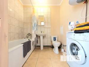 Студия квартира, посуточно, 33м2, 14/27 этаж