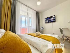 Студия квартира, посуточно, 34м2, 19/25 этаж