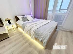 Студия квартира, посуточно, 33м2, 17/25 этаж