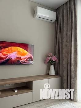 1-к квартира, посуточно, 42м2, 9/25 этаж