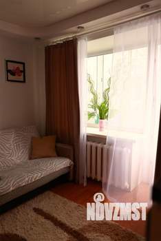 1-к квартира, посуточно, 38м2, 1/1 этаж