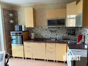 3-к квартира, посуточно, 60м2, 1/1 этаж