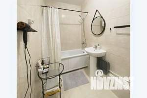 1-к квартира, посуточно, 40м2, 4/25 этаж