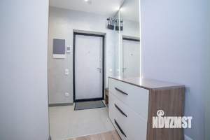 1-к квартира, посуточно, 40м2, 18/25 этаж