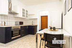 1-к квартира, посуточно, 42м2, 3/10 этаж