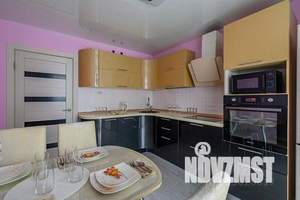 2-к квартира, посуточно, 65м2, 10/10 этаж