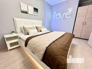 1-к квартира, посуточно, 40м2, 1/16 этаж