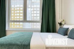 1-к квартира, посуточно, 27м2, 20/25 этаж