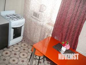 2-к квартира, посуточно, 40м2, 1/9 этаж