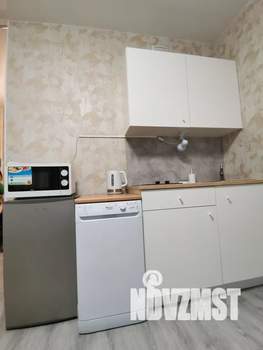 Студия квартира, посуточно, 21м2, 5/25 этаж