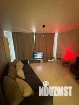 1-к квартира, посуточно, 60м2, 1/1 этаж